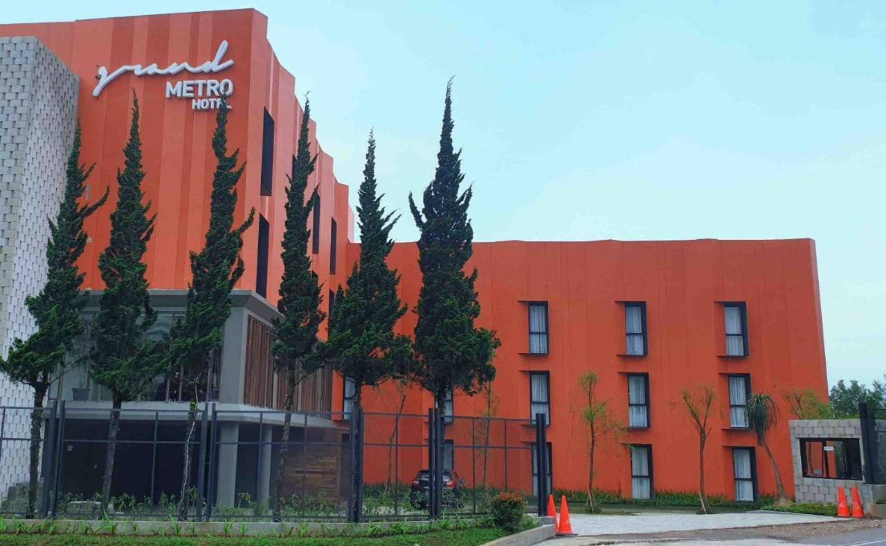 Hotel Grand Metro Puncak Cibodas Exterior foto
